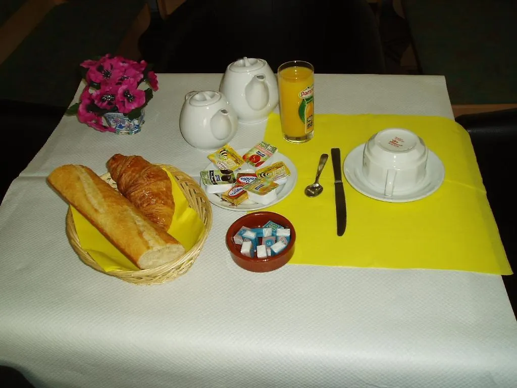 Hotel Saint Julien Lourdes Francia